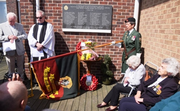 WW2 MEMORIAL 05-2018B denise b